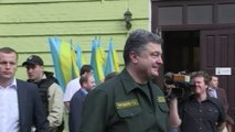 Poroshenko pede compromisso para fim de conflito
