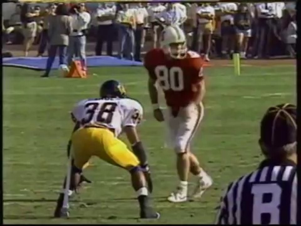 Bob Whitfield Flips Off Cal Sideline During The Big Game