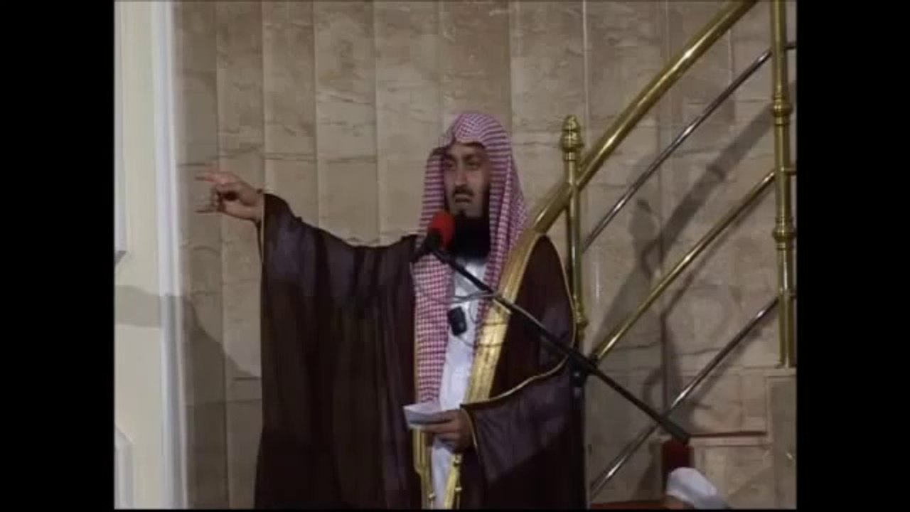 Mufti Ismael Menk -  Dont look down upon other people