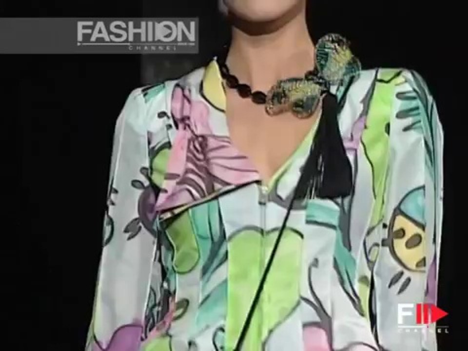 "Giorgio Armani" Spring Summer 2005 2 of 4 Milan Pret a Porter by Fashion Channel
