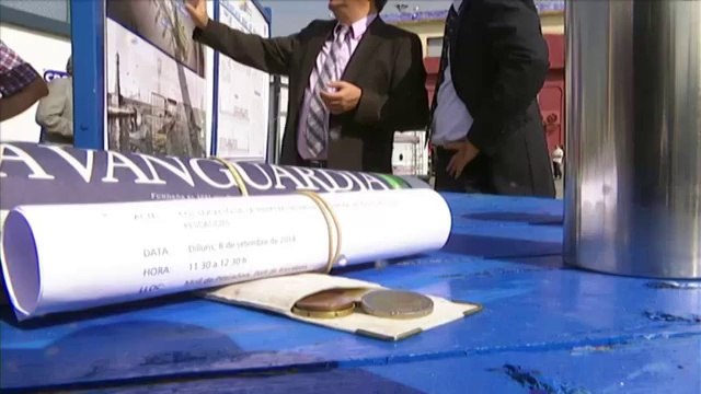 TV3 - Telenotícies comarques - Primera pedra de la remodelació del port de pescadors de Barcelona