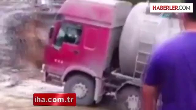 Kepçe, Tankeri Kurtarıyım Derken Uçuruma Yuvarladı