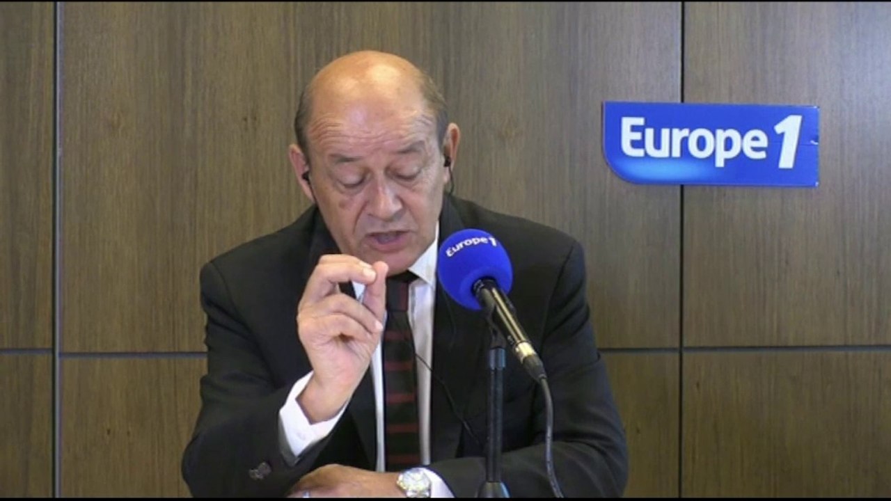 Le Drian : "La France a vendu pour 8 milliards d’euros d’armes en 2014"