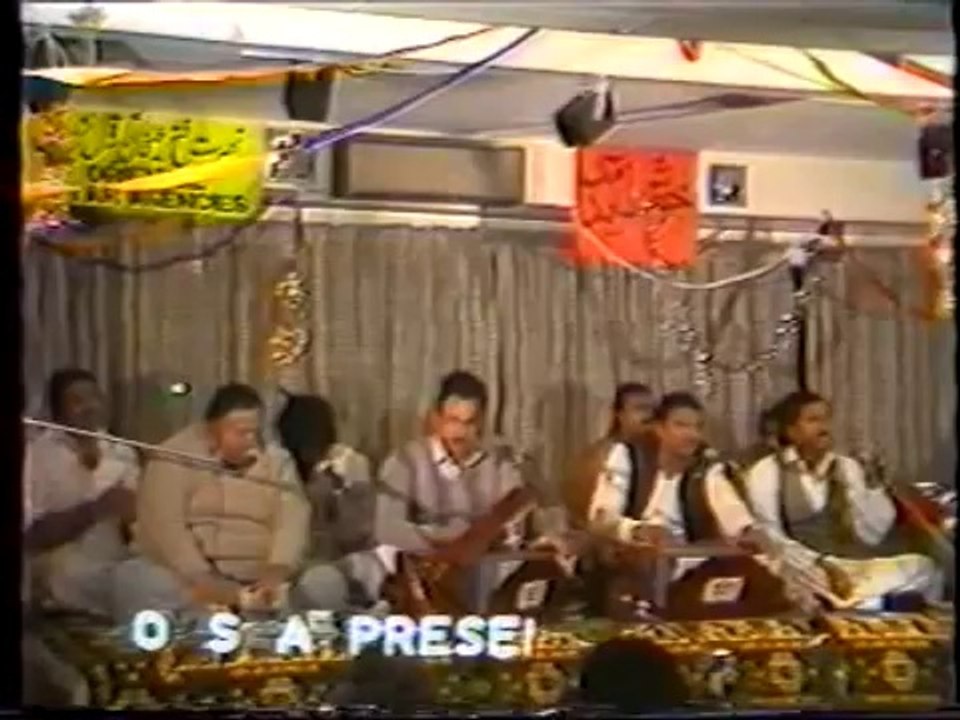 Nusrat Fateh Ali Khan Qawwal - Sochta Hoon Ke Woh Kitne Masoom Thay(RisingFormuli)