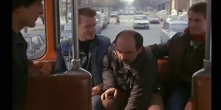 Pinot simple flic - Scène du bus