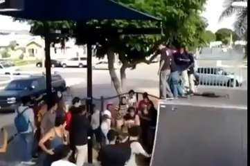 Bir Ergen Kavgası Daha Ergenler