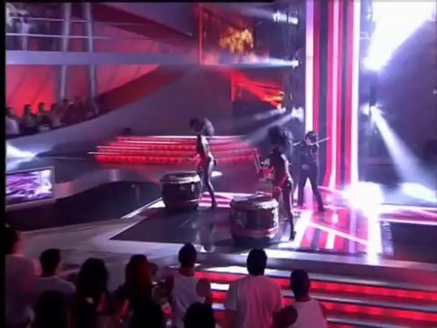 Angy en Factor X - Gala 5 - Error en la actuación + Comentarios jueces - We Will Rock You