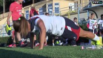 Musculation du haut du corps avec les Bleues