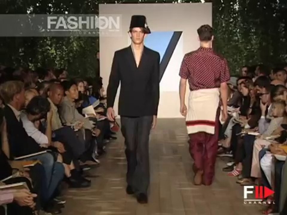 "Louis Vuitton" Spring Summer 2005 2 of 2 Paris Menswear by Fashion Channel