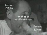 DiFilm - Hombres conversando en un bar de Buenos Aires 1967