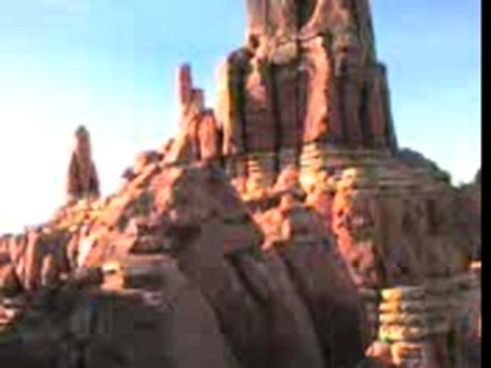 Disneyland Big Thunder Mountain TrainFou