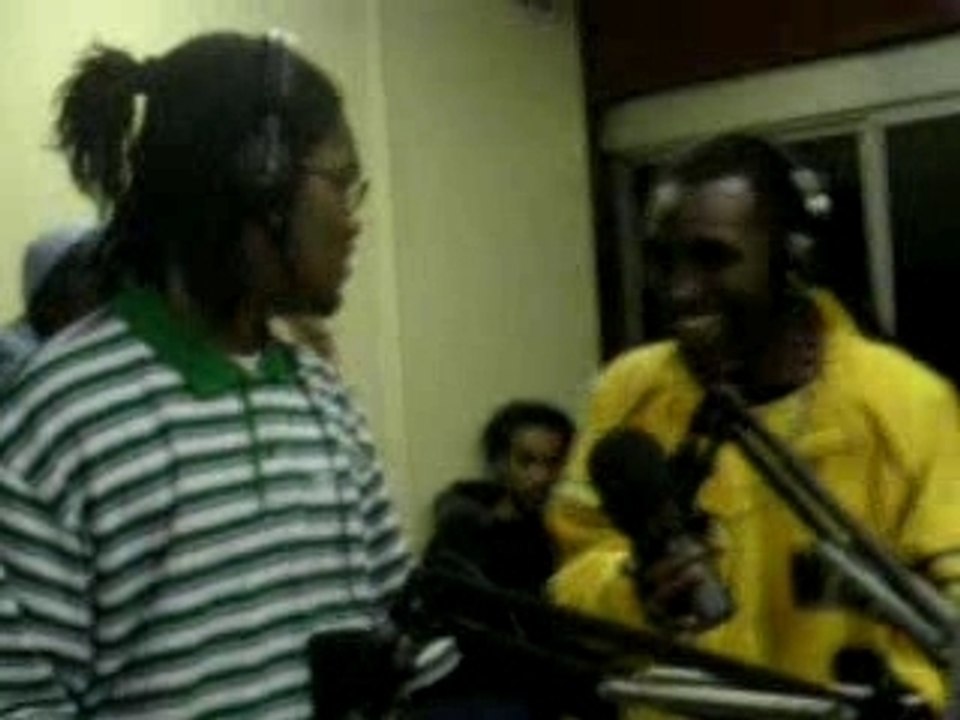 MAD SECTE A MEDIA_12.02.07_(DJ MAGIK)