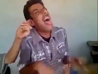 ھاھاھا یہ بندہ کیا فلم ہے چیک کریں...!!