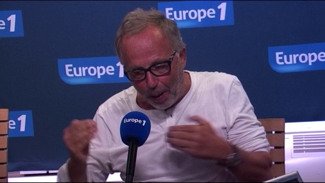 Luchini : Les femmes étaient au garde à vous avec François Hollande