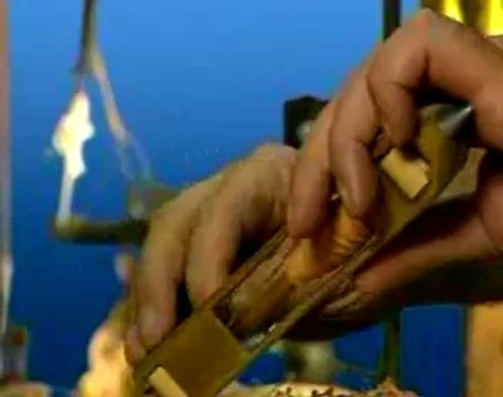 Métier à tisser avec mécanique jacquard, vers 1810