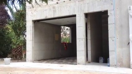 Double porte de garage sectionnelle plafond G60 posées APG Accès Portes de Garage