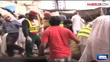 Pakistan'da Cami Çatısı Çöktü: 18 Ölü
