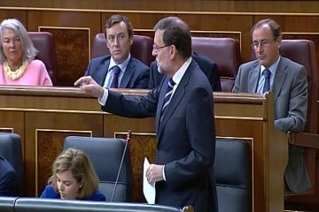 Rajoy pide a CiU que renuncien a un referéndum ilegal