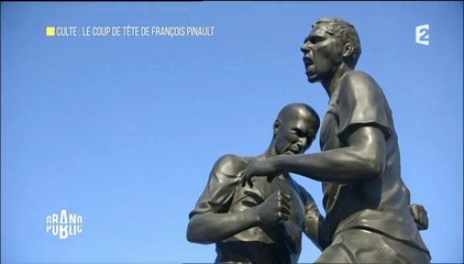 Culte : le coup de tête de François Pinault (statue Zidane/Materazzi)