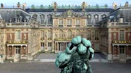 Paris travel guide - 10 best attractions in the city of lights