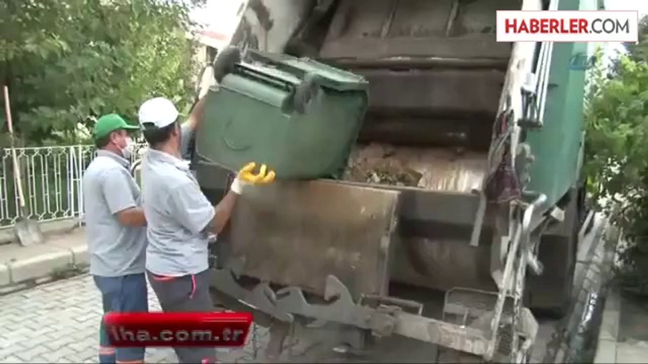 Konya'daki Bir Evden, Bir Kamyon Çöp Çıktı