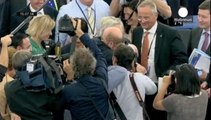 Bruxelles : Juncker présente 