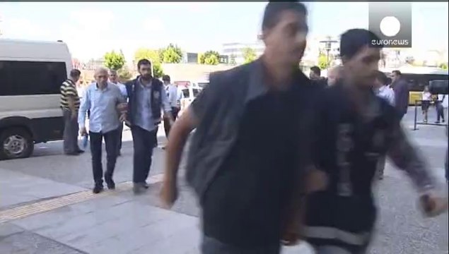 Turquia: seis pessoas detidas após acidente num elevador