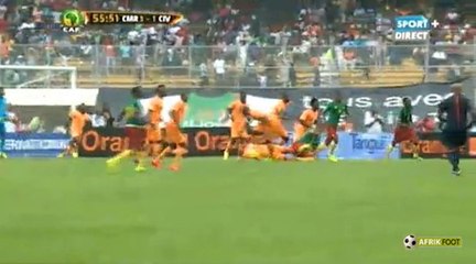 Serge Aurier KO lors de Cameroun vs Côte d'Ivoire (4-1)