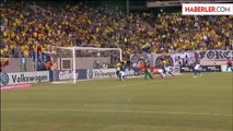 Neymar Ekvador Maçında İnanılmaz Golü Kaçırdı