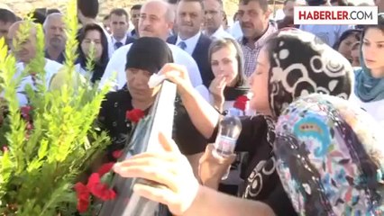 Gezi Parkı eylemlerinde ölen Atakan, anıldı -
