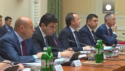 Ειδικό καθεστώς, αλλά όχι αυτονομία, δίνει στην Αν. Ουκρανία ο Ποροσένκο