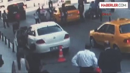 Beyoğlu'nda İşadamından Para Sızdırmaya Çalışan Zanlı Kıskıvrak Yakalandı