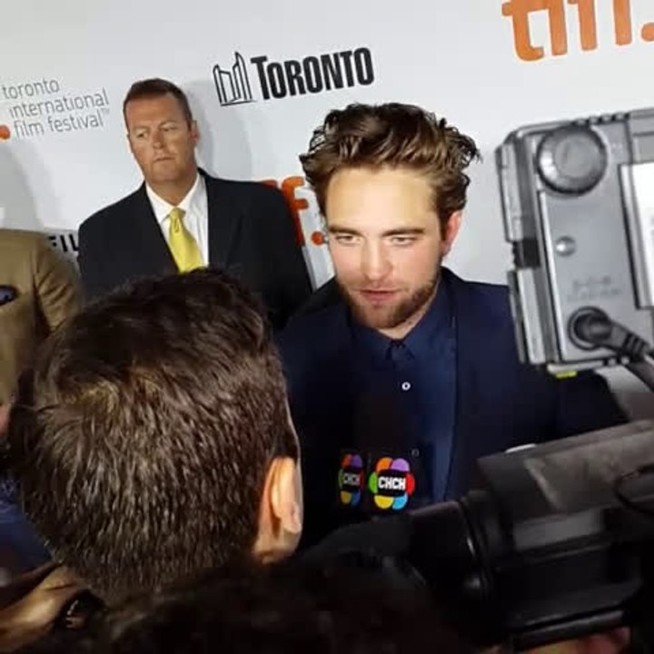 TIFF Premiere MTTS Fan#3 Robert Pattinson on the Red Carpet 10.09.2014