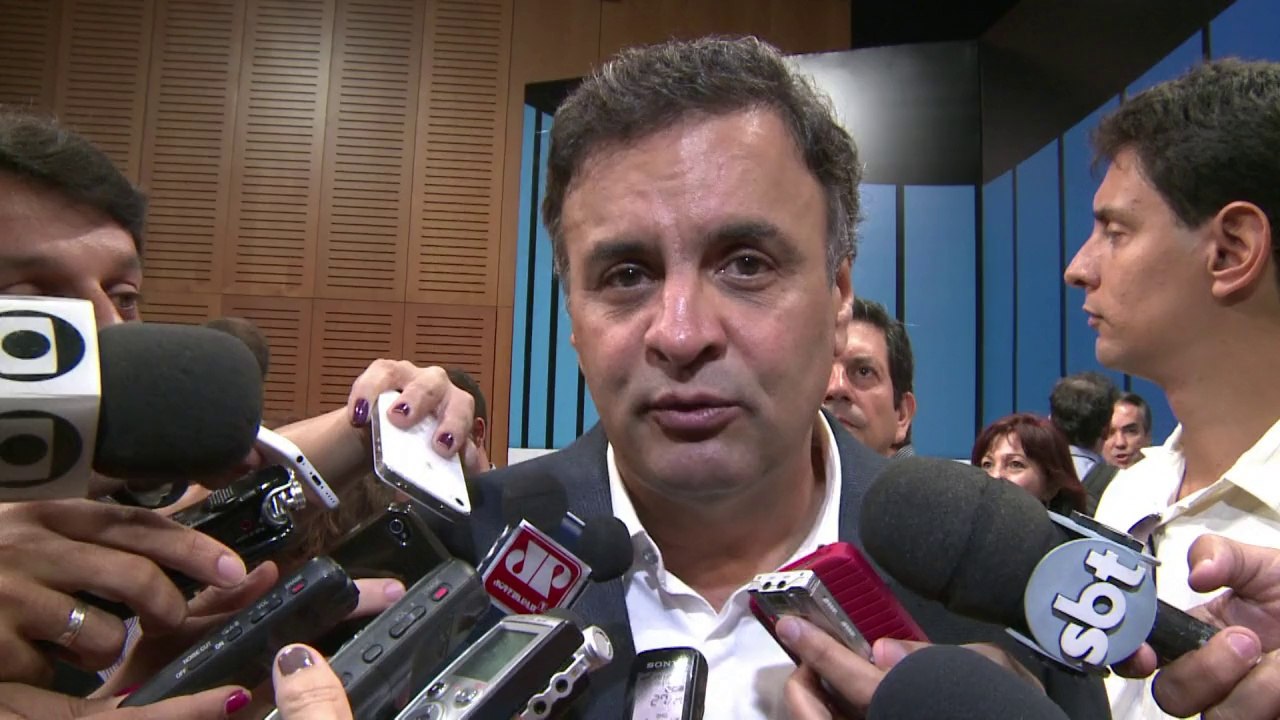 Aécio quer 'reestatizar' a Petrobras