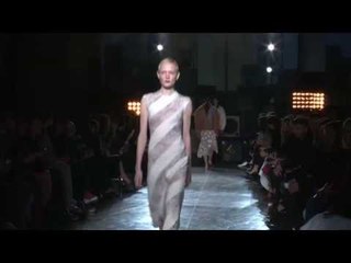 "JONATHAN SAUNDERS" London Fashion Week Fall Winter 2014 2015 by Fashion Channel