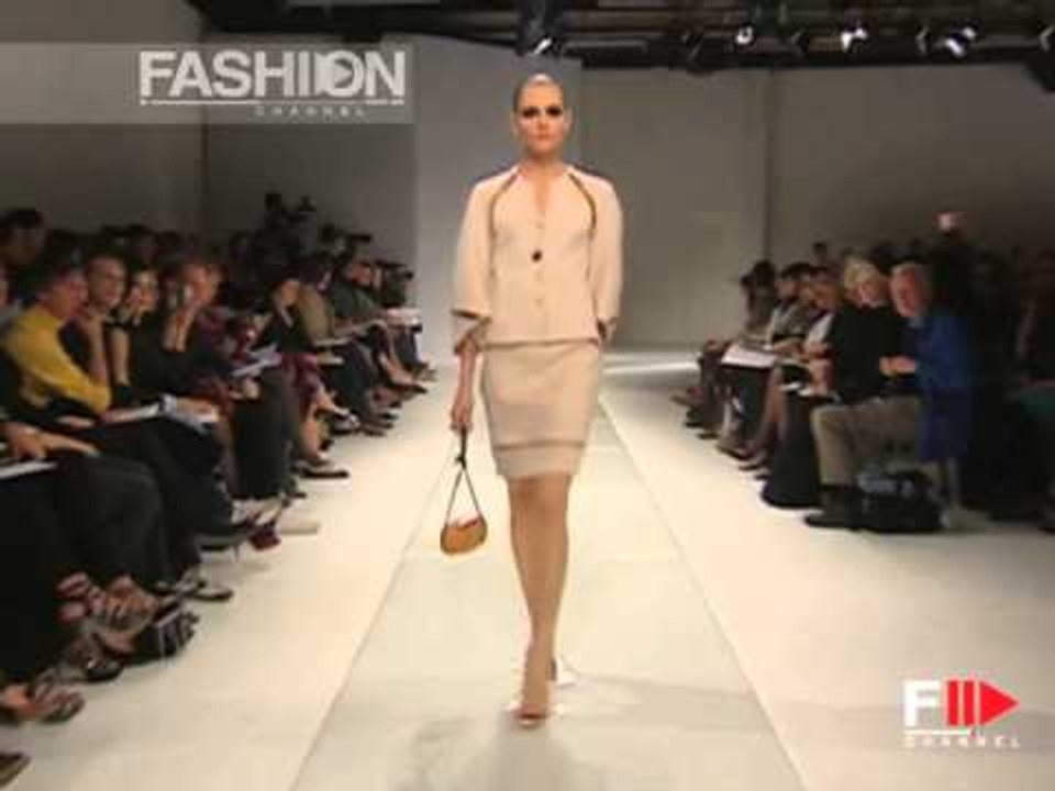 Fashion Show "Chado Ralph Rucci" Spring Summer 2008 Pret a Porter Paris 2 of 5 by Fashion Channel