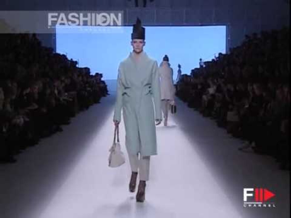 Fashion Show "Louis Vuitton" Autumn Winter 2008 2009 Paris 1 of 2 by Fashion Channel