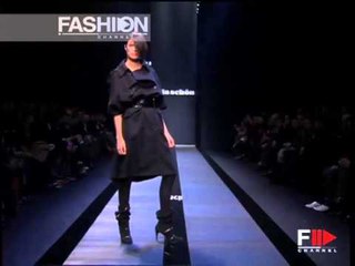 Fashion Show "Mila Schon" Autumn Winter 2006 / 2007 Milan 1 of 2 by Fashion Channel