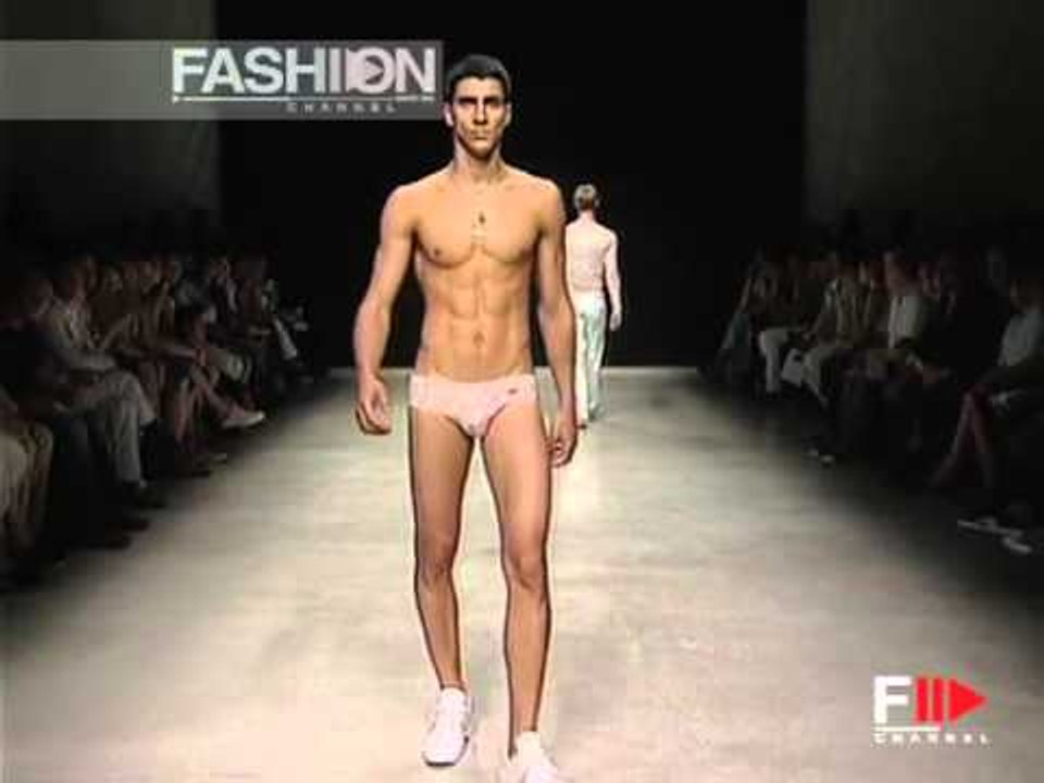 Fashion Show "Alessandro Dell'Acqua" Spring Summer 2006 Menswear Milan 1 of 2 by Fashion Channel