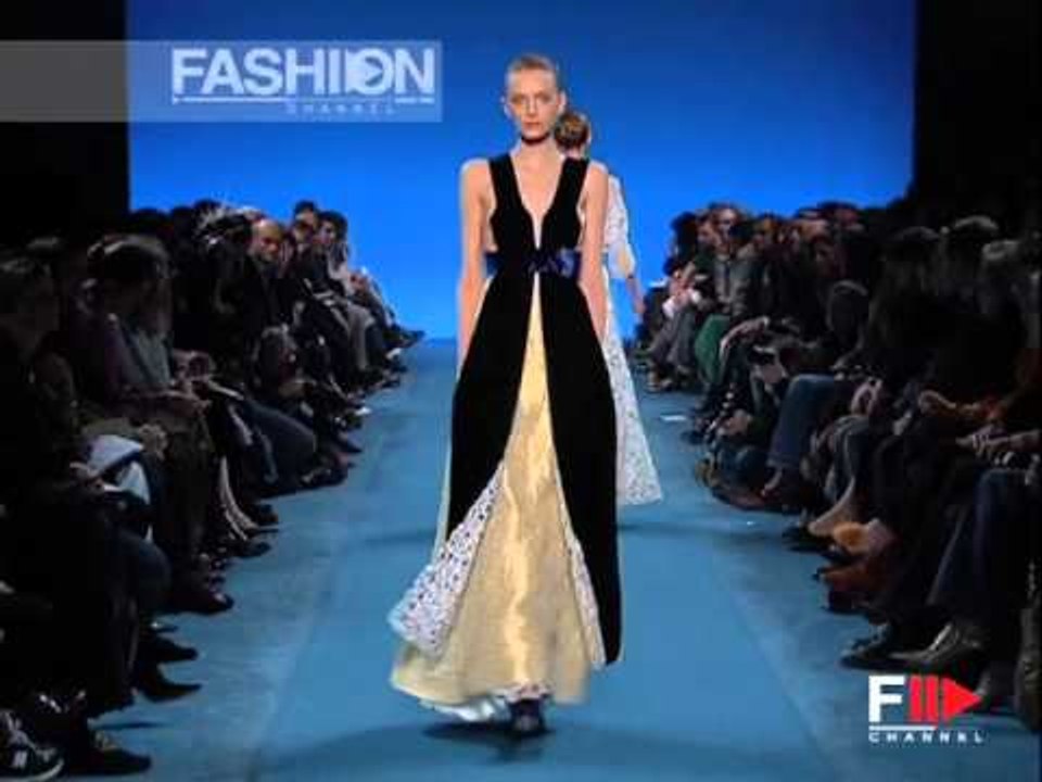"Yves Saint Laurent" Fashion Show Pret a Porter Women Autumn Winter 2005 2006 Paris 4 of 4