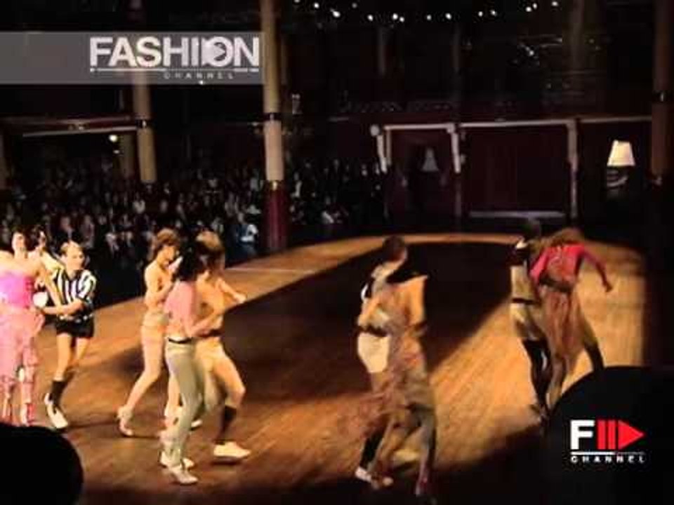 Fashion Show "Alexander McQueen" Pret a Porter Women Spring Summer 2004 Paris 2 of 4