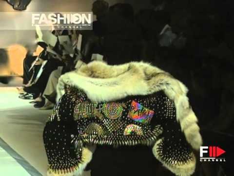 Jean Paul Gaultier Fashion Show Haute Couture Women Autumn Winter 2003 2004 Paris 2 of 6