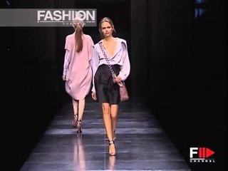 Fashion Show "Stella McCartney" Pret a Porter Women Autumn Winter 2005 2006 Paris 2 of 3