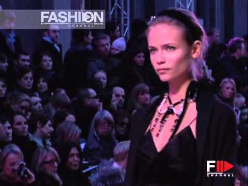 Fashion Show "Lanvin" Pret a Porter Women Autumn Winter 2005 2006 Paris 2 of 2