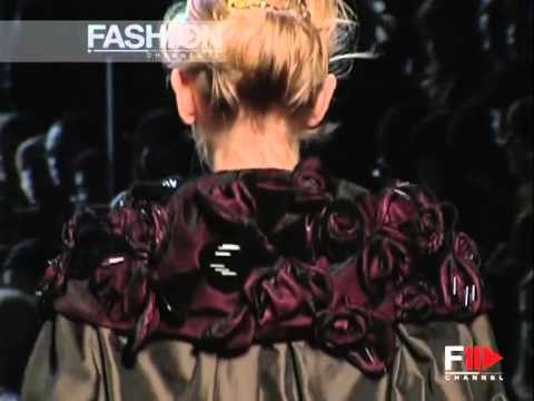 Louis Vuitton Fashion Show Pret a Porter Women Autumn Winter 2005 2006 Paris 3 of 3