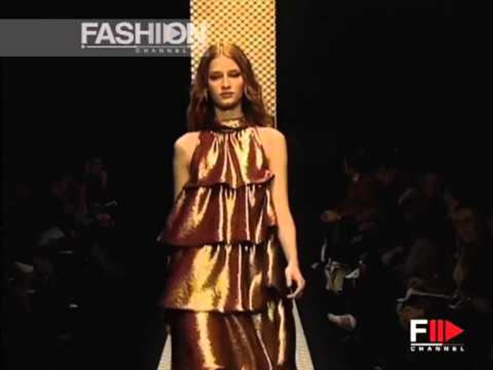 Fashion Show "Daks" Pret a Porter Women Autumn Winter 2005 2006 Milan 3 of 3
