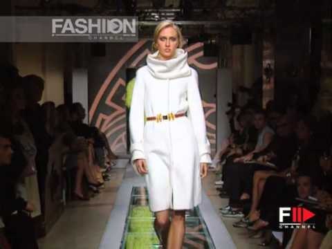 Versace Atelier Autumn Winter 2000 2001 Paris 2 of 4 Haute Couture woman by Fashion Channel