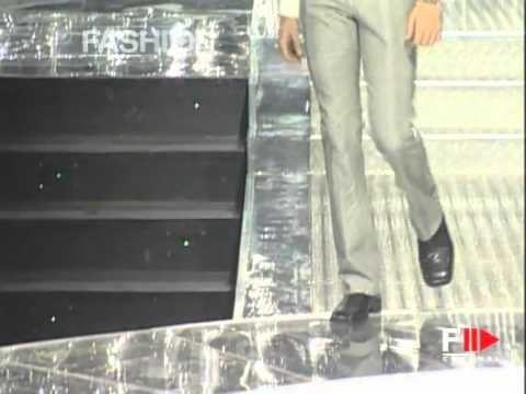 Roberto Cavalli Autumn Winter 2000 2001 Milan 1 of 3 pret a porter men by FashionChannel