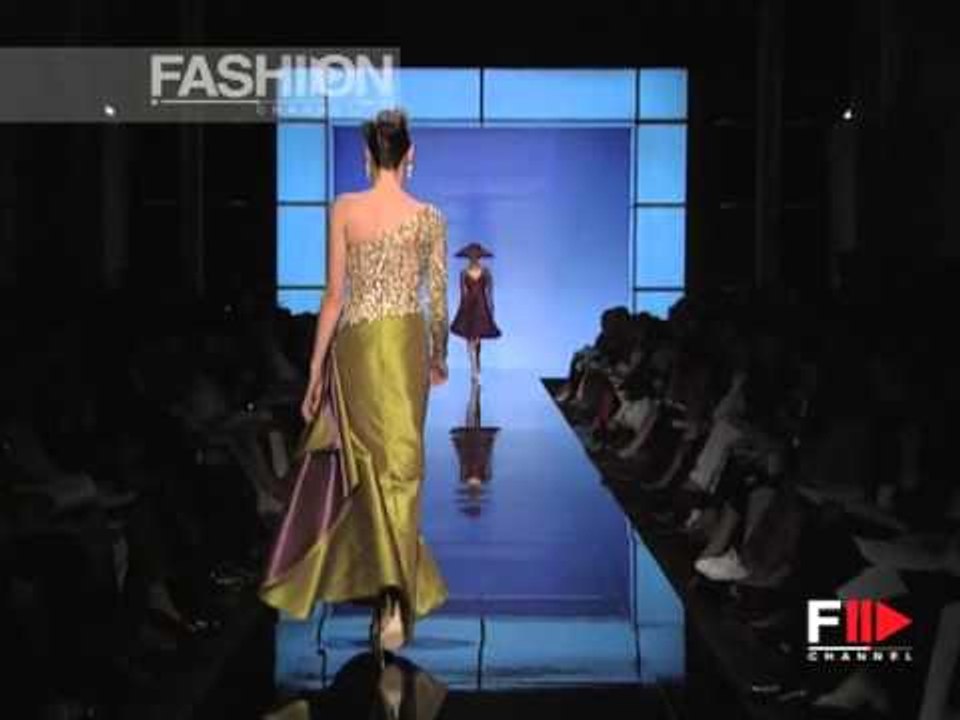 "Valentino" Autumn Winter 2000 2001 Paris 3 of 5 Haute Couture woman by FashionChannel