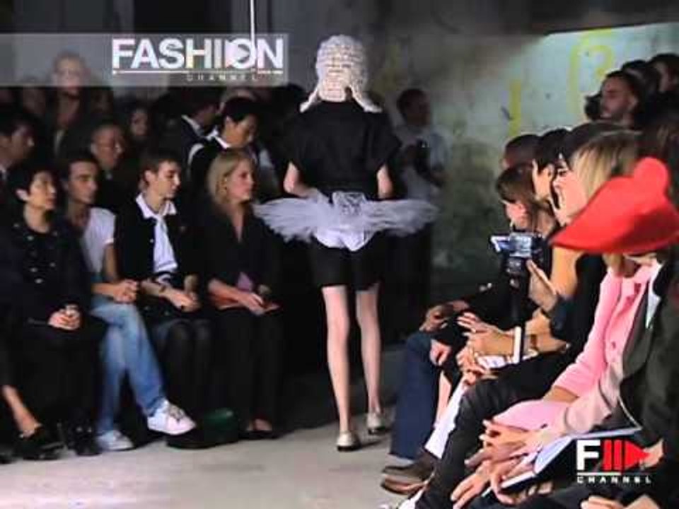 "Comme Des Garcons" Spring Summer 2005 2 of 4 Paris Pret a Porter by FashionChannel